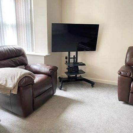 4-Room Detached Furnished Home With Parking Leicester Eksteriør billede