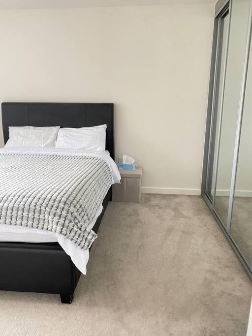 4-Room Detached Furnished Home With Parking Leicester Eksteriør billede